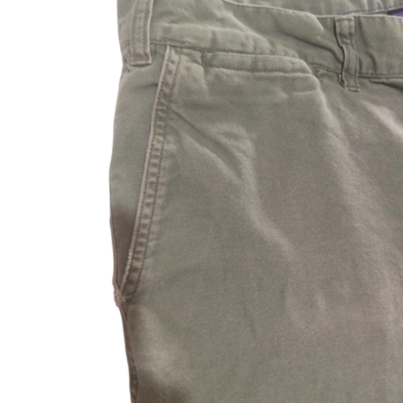 Patagonia Men's Green Khaki Flat Front Pants - Picture 4 of 10